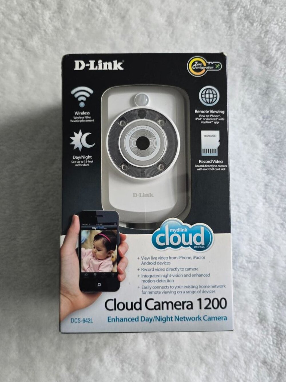 D-Link Cloud Camera 1200 Enhanced Day/Night Network Camera